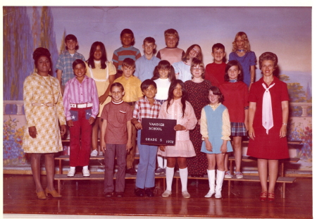 Mrs. Peters 5th grade Class  1972