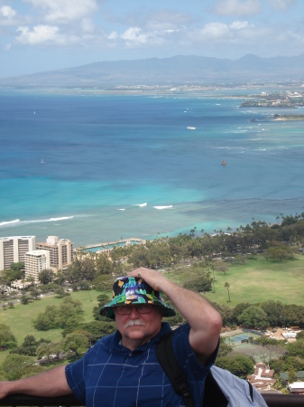 April 2009   It's windy on top of Diamond Head