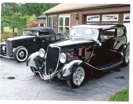 jim mayberry's '32 & '33 ford's