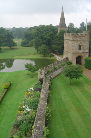 Castle wall and Gate