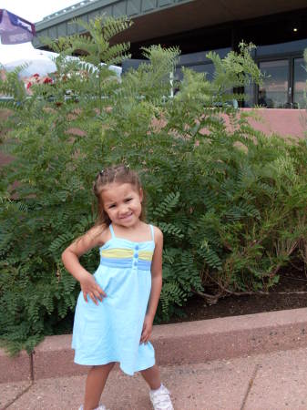 check me out Jocelyn at the Garden of the Gods