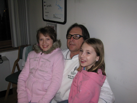 Kenny and his two daughters