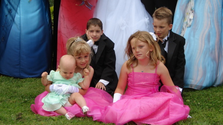 MY 4 GRANDKIDS IN THE WEDDING PARTY