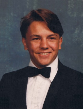 1989_senior photo_facebook_001