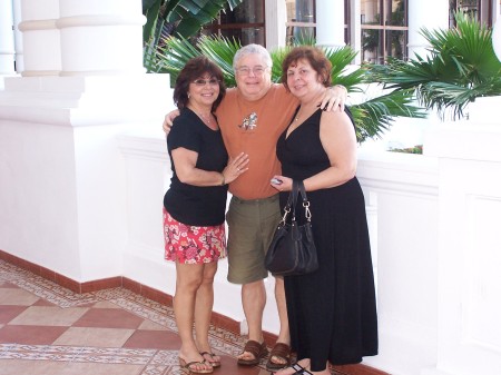 Chris Bauer, Charlie and Bernadette Pisaniello