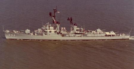 The Mighty Mux  USS MULLINNIX DD944