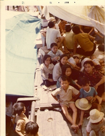 Viet Nam refugees'75