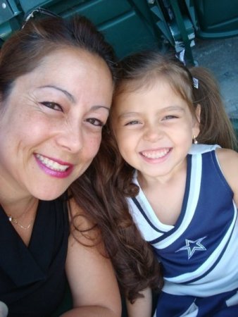 Alyssa & Mommy Aug 2009