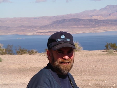 LAKE MEAD BEHIND ME