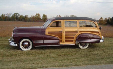 1946 Pontiac Estate Wagon ( Woodie )