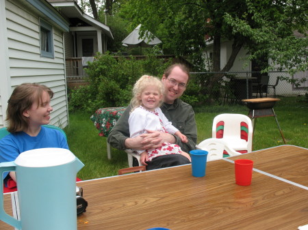 Gwendolyn at family picnic