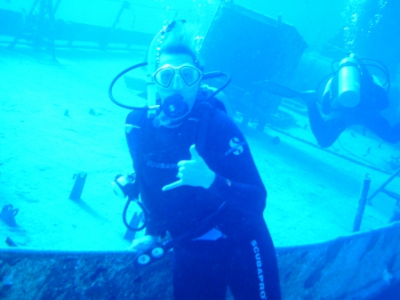 Wreck diving off the Hawaiin islands