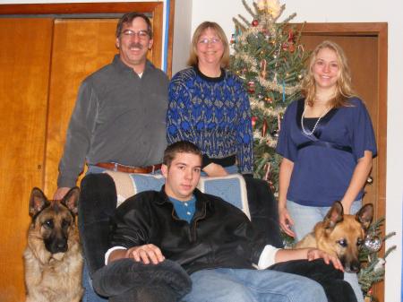 Christmas 07 Family Photo