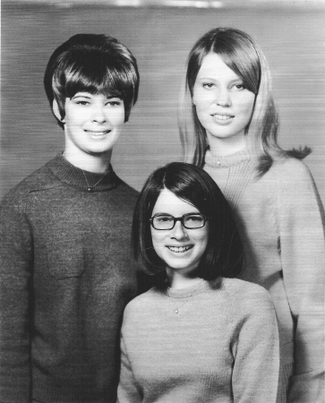 The Gundling girls, Debby, Kristi, Becky 1969