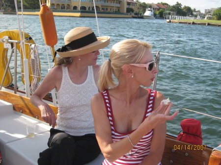 Sailing on Intracoastal waterway in Fort Laud