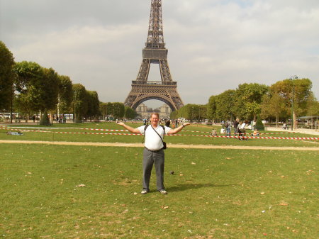 Holding Up the Eiffell Tower