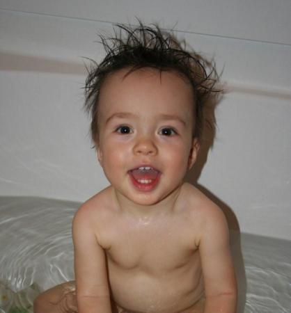 Hudson in the tub Jan 2008