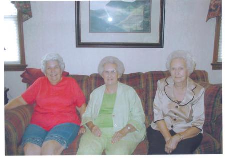 Three Sisters- Harriett, Dorothy, and Evelyn