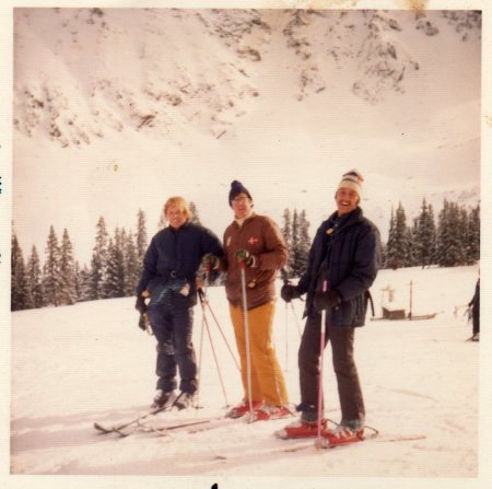 Skiing-
