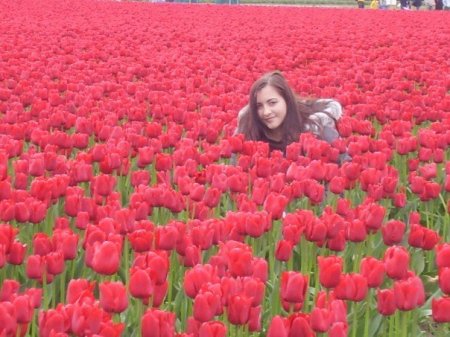 Kristin is in the tulip fields