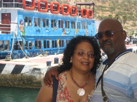 Melroy & Debra at Cabo for 40th class