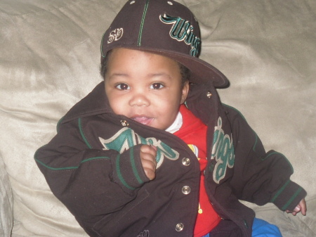 thats my twin youngest baby jameer he 1yrs old