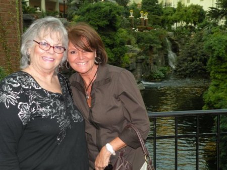 Jackie and me at Opry Mills