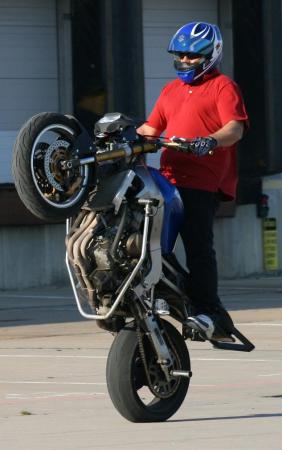 I love to pop wheelies  ;]