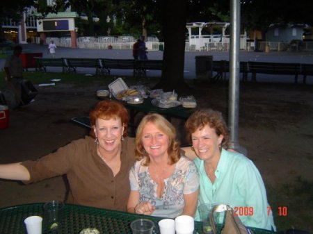 Ginger, Jan, Tricia-Belmont-7/10/09