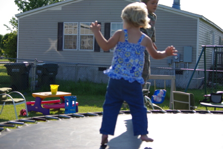 jaylan outside 4-22-09 014