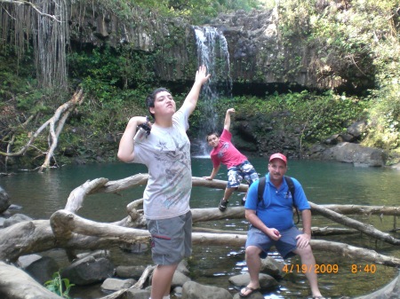 family outing to twinfalls april 18 2009 007