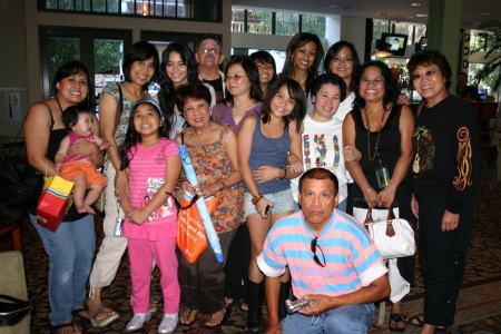 rebecca with vanessa hudgens and family