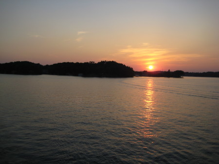 Sun set on Lake Hammond, AR