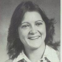 Suzanne Farr's Classmates profile album