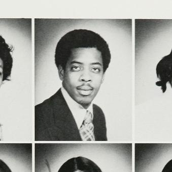 Robert Bobby Meadows' Classmates profile album