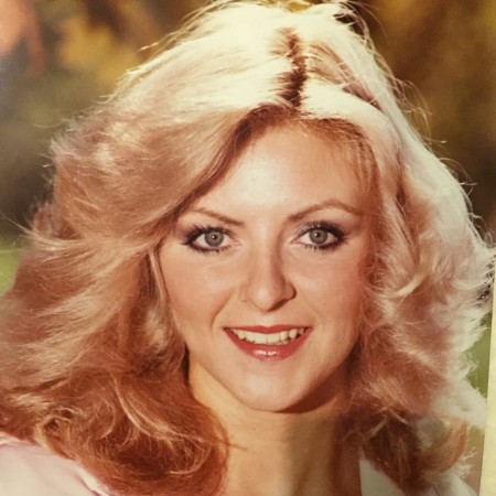 Debbie White's Classmates profile album