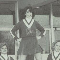 Janet Hillyer's Classmates profile album