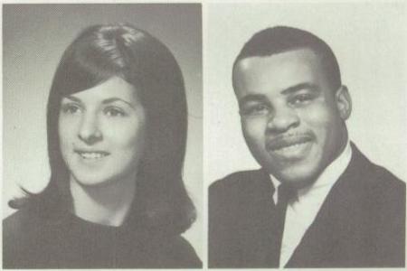 Robert E. Davis' Classmates profile album