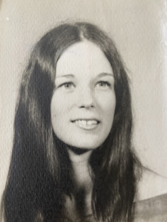 Marilyn White's Classmates profile album