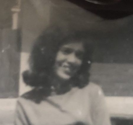 Linda Smith's Classmates profile album