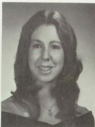 Lisa Weiss' Classmates profile album