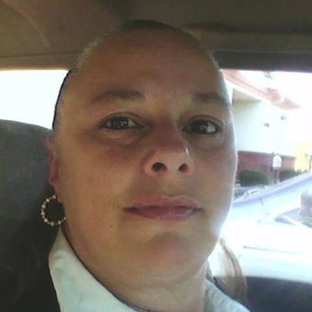 Brenda Tibbs's Classmates® Profile Photo