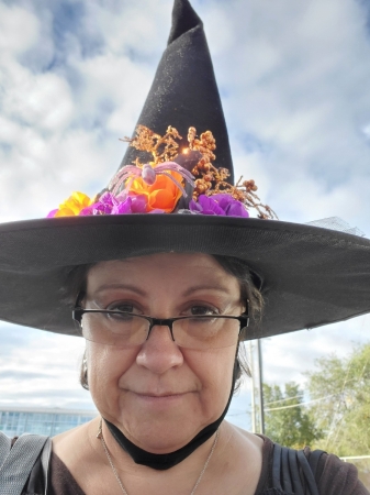 Witches Night Out, living the SINGLE life