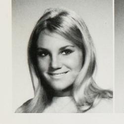 sandy russell's Classmates profile album