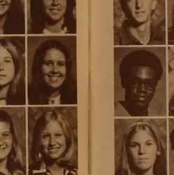 Toni Carpenter's Classmates profile album