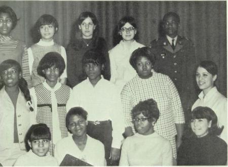 Sandra Jones' Classmates profile album