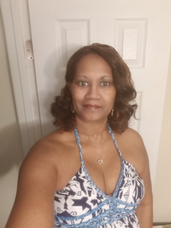 Gloria Johnson's Classmates® Profile Photo