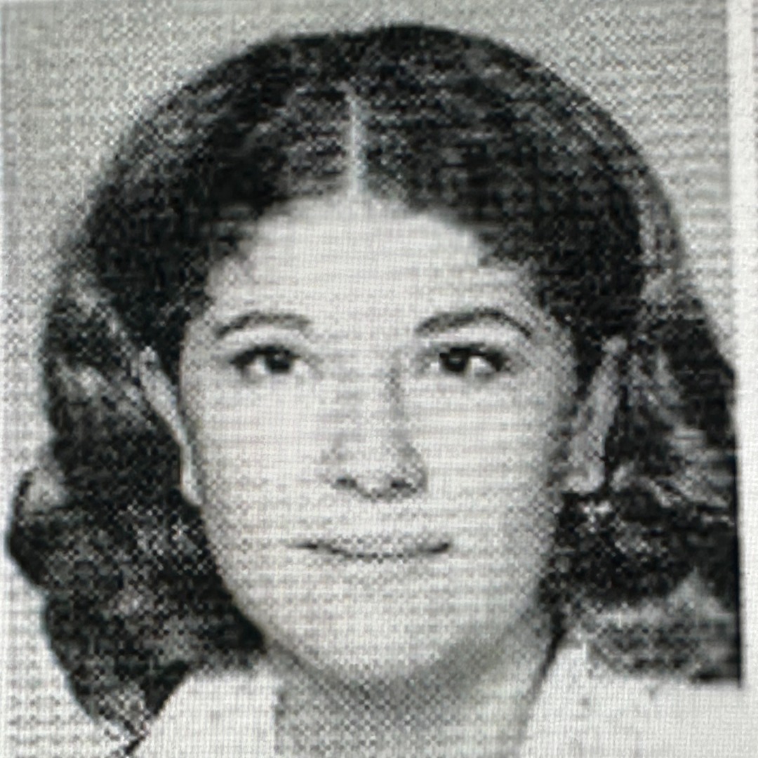 Pam Jones' Classmates profile album