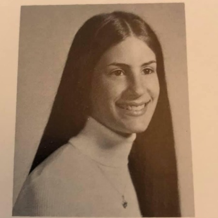 Laura McKay's Classmates profile album