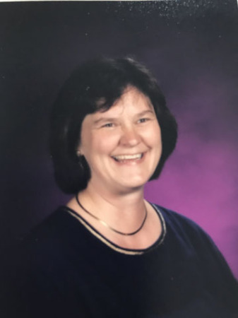 Lynda Schlosser's Classmates® Profile Photo